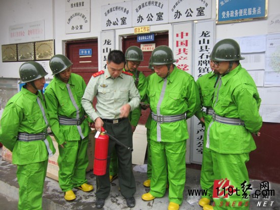 龍山34個鄉鎮街道有了義務消防隊(圖)