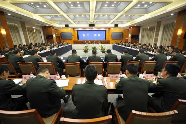 王新建政委就貫徹落實部局深入推進冬防工作電視電話會議精神強調(diào):堅定信心 全力以赴 采取超常舉措 發(fā)揚攻堅克難作風(fēng) 集全警之力堅決確保“三個不發(fā)生”