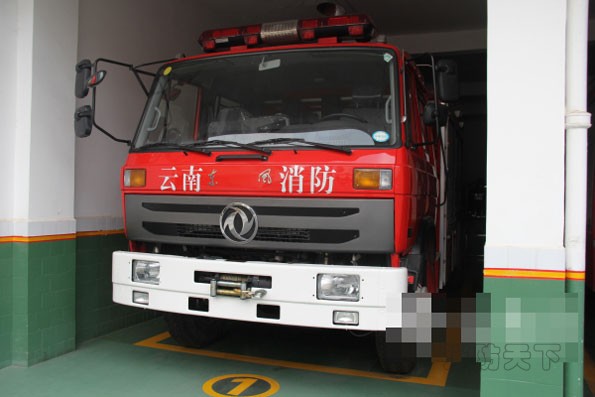 搶險(xiǎn)救援車