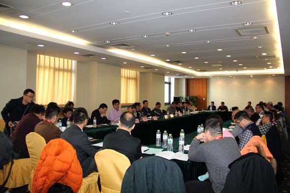 會(huì)議認(rèn)真審議了《電氣防火分技術(shù)委員會(huì)章程》和《電氣防火分技術(shù)委員會(huì)秘書處工作細(xì)則》等相關(guān)文件